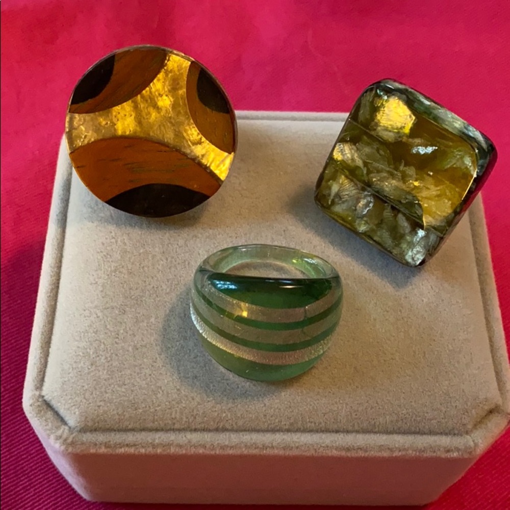 Group of 3 costume jewelry rings